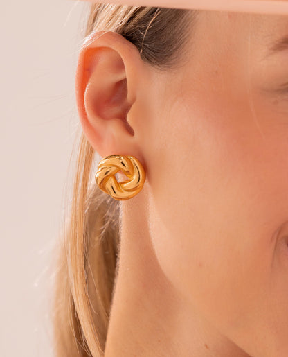 Aretes enlazados Bold